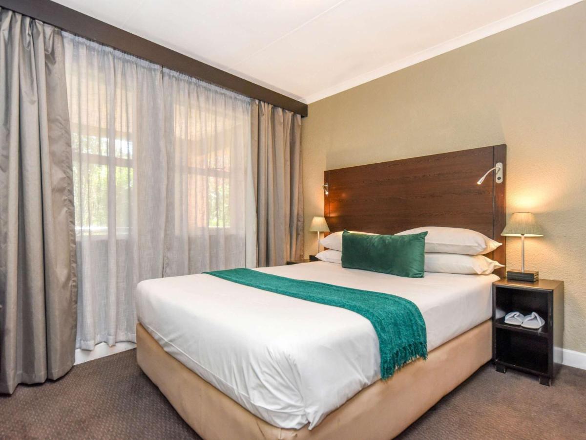 Mercure Hotel Bedfordview Johannesbourg Extérieur photo